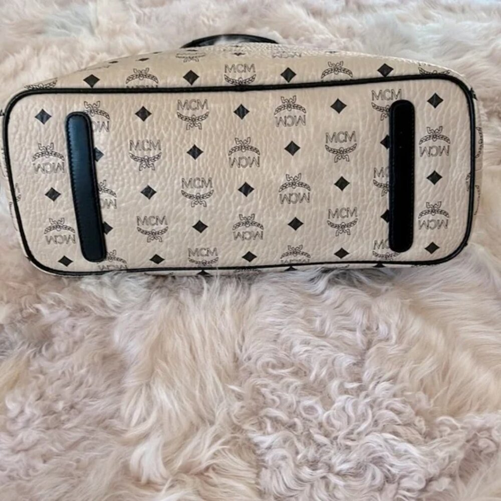 MCM Medium Tote Bag Leather Beige Flawless - Picture 4 of 7